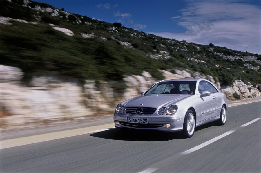  Mercedes-Benz CLK-Class 2003 года  (фото 6 из 163)
